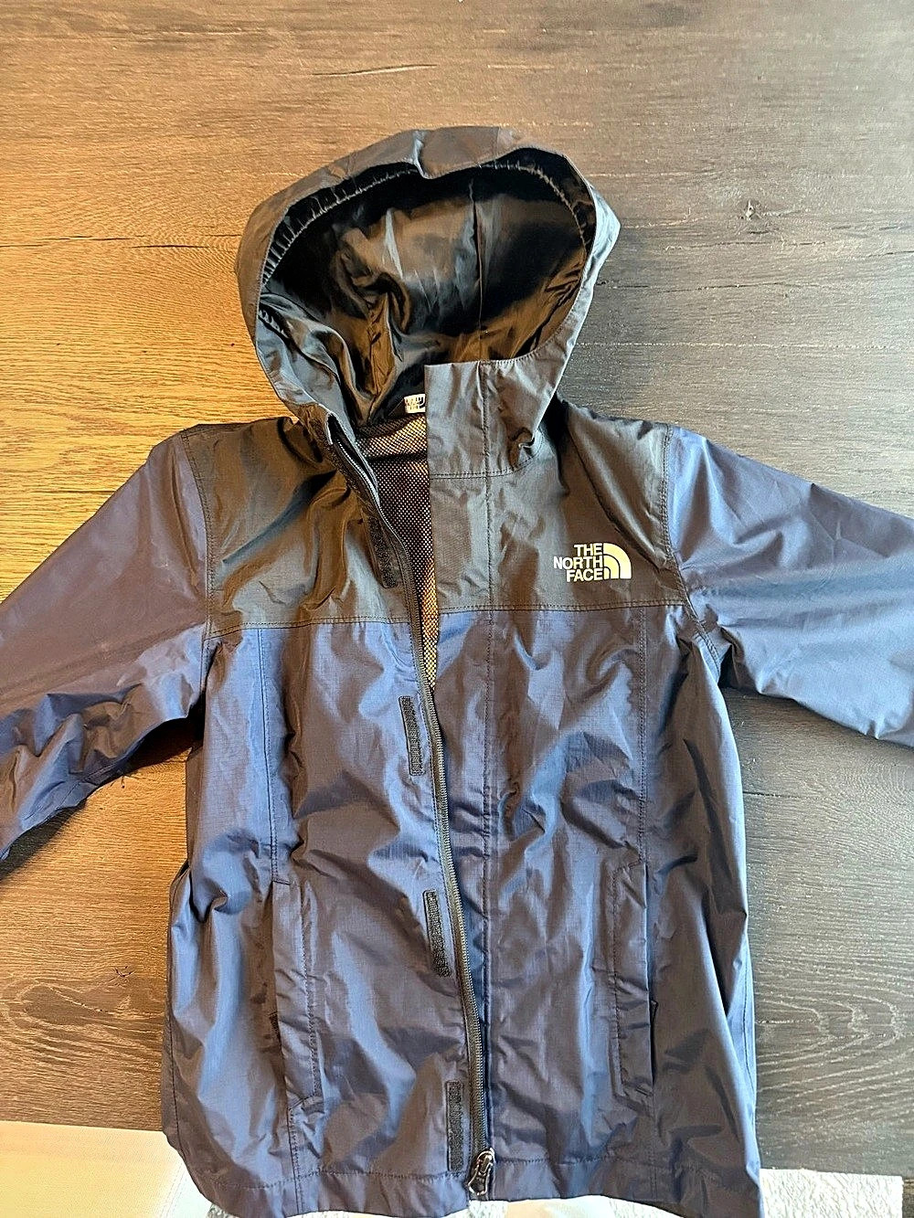 The North Face Antora Rain Jacket Hooded Lightweight Jacket Black Like New